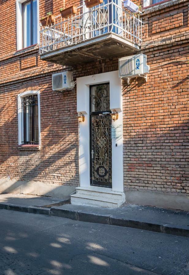 Golden Light Hotel Тбилиси Екстериор снимка