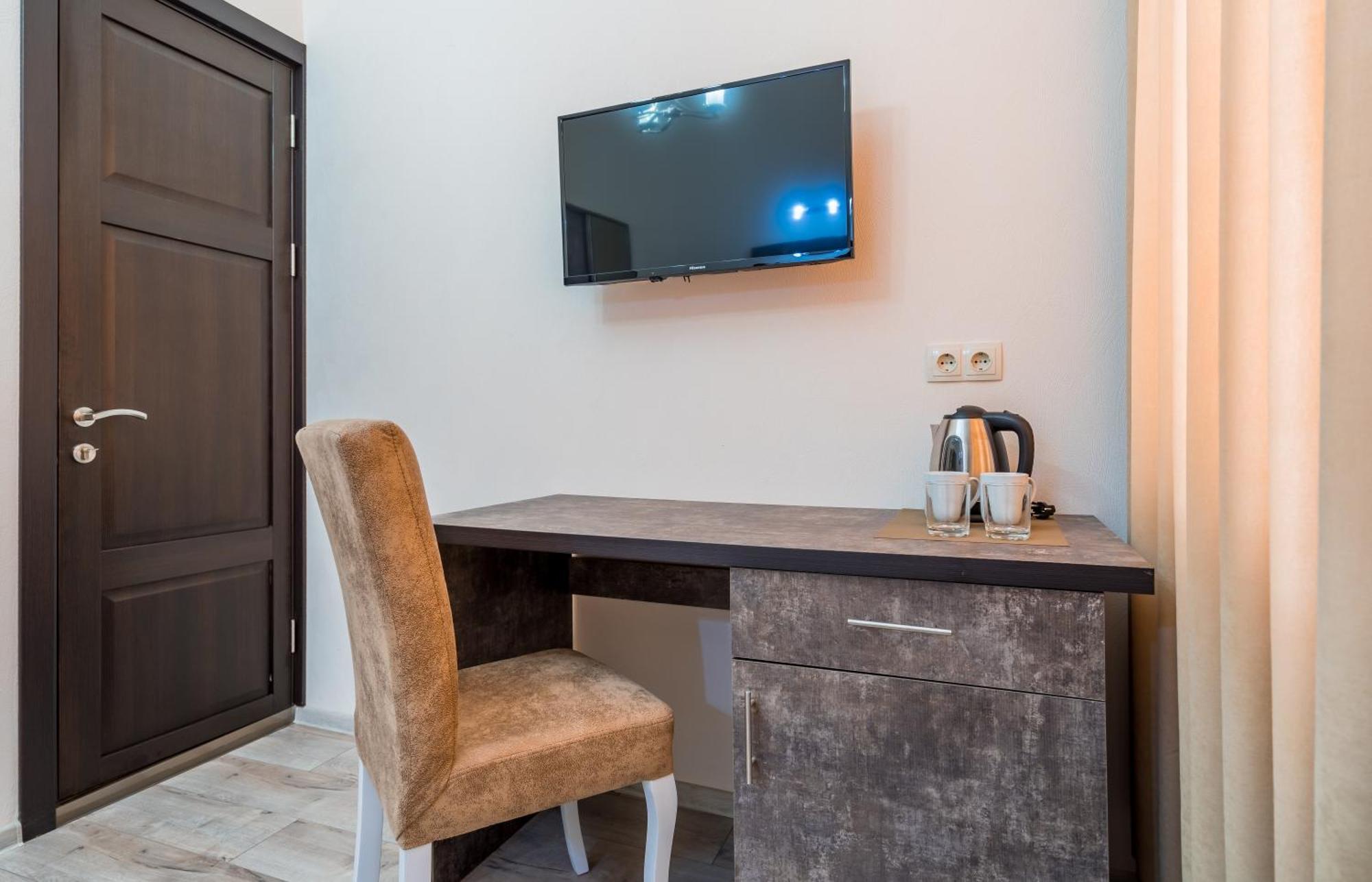 Golden Light Hotel Тбилиси Екстериор снимка
