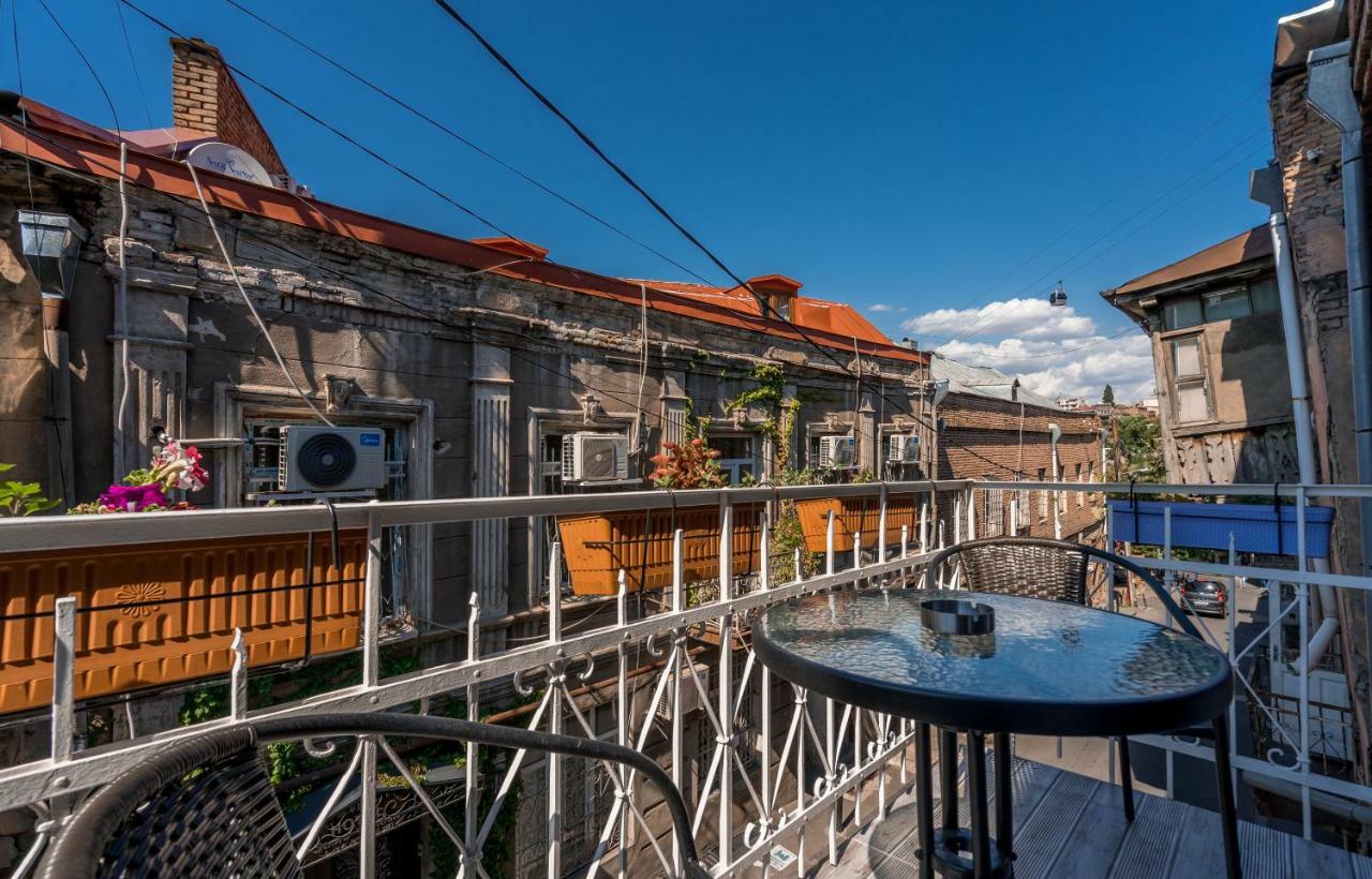 Golden Light Hotel Тбилиси Екстериор снимка