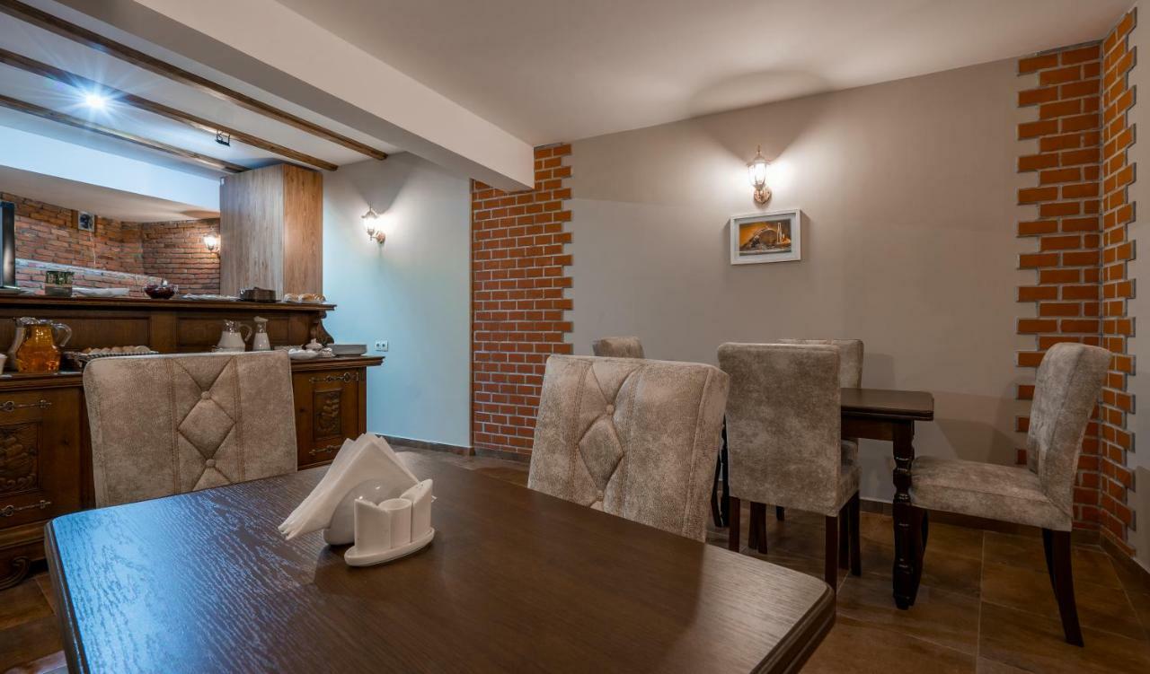Golden Light Hotel Тбилиси Екстериор снимка