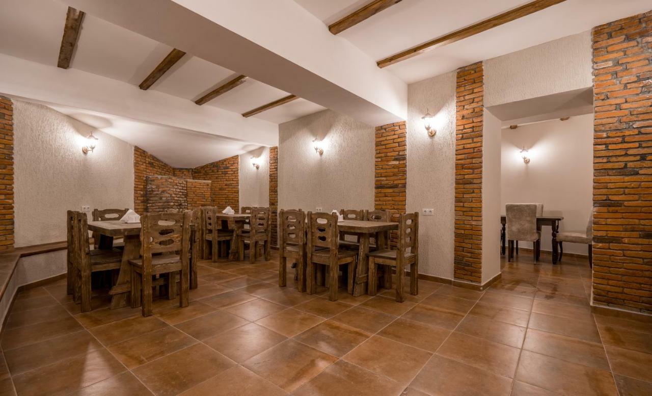 Golden Light Hotel Тбилиси Екстериор снимка