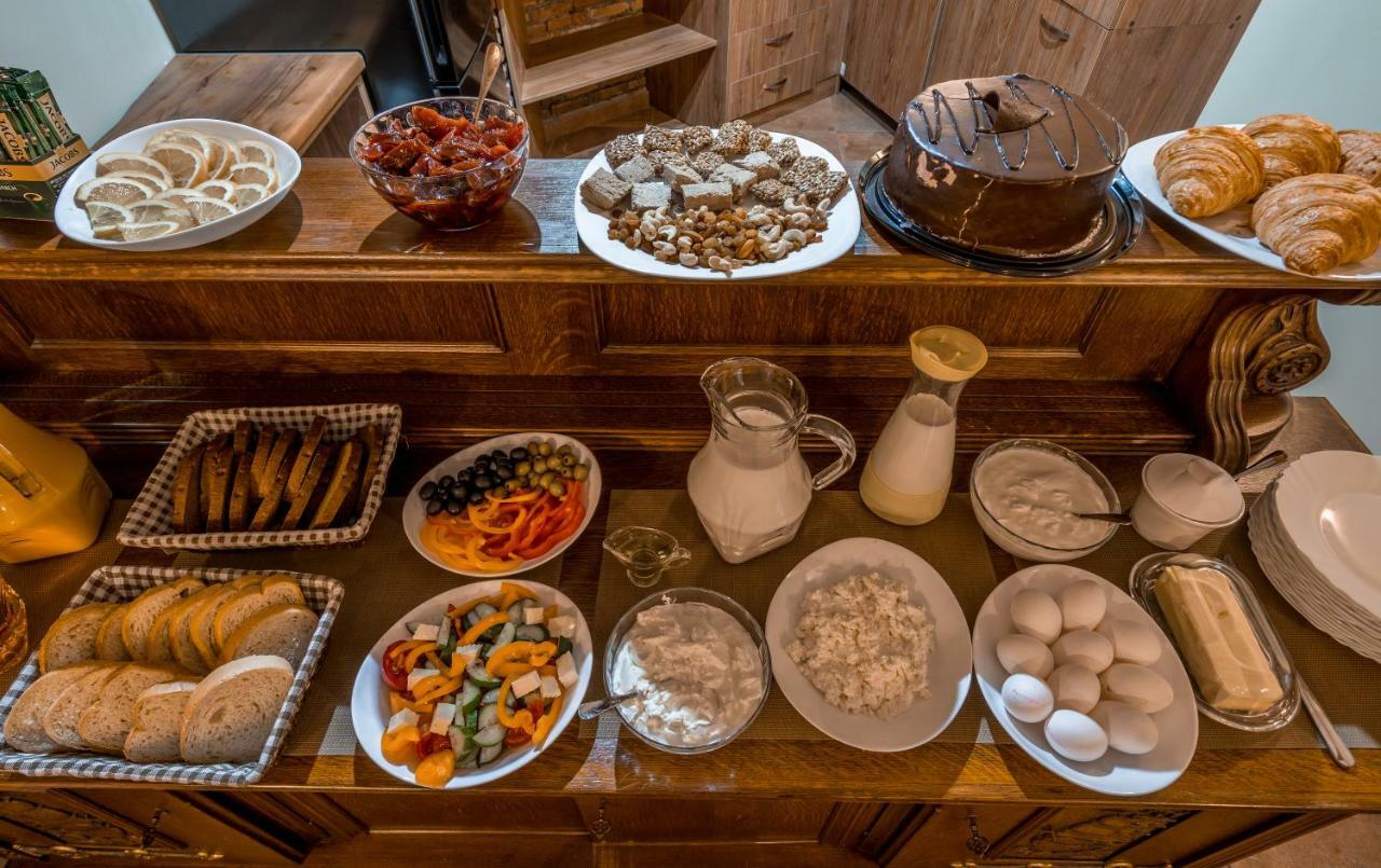 Golden Light Hotel Тбилиси Екстериор снимка