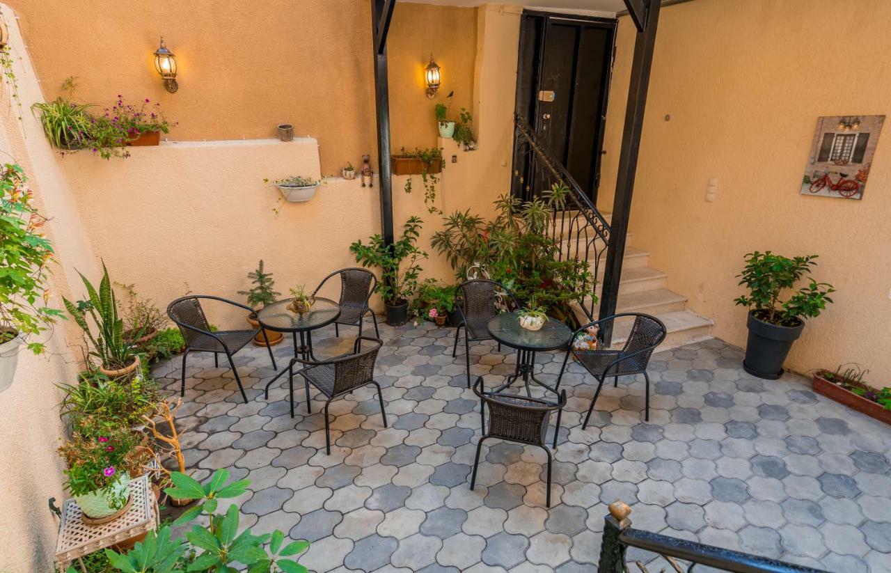 Golden Light Hotel Тбилиси Екстериор снимка