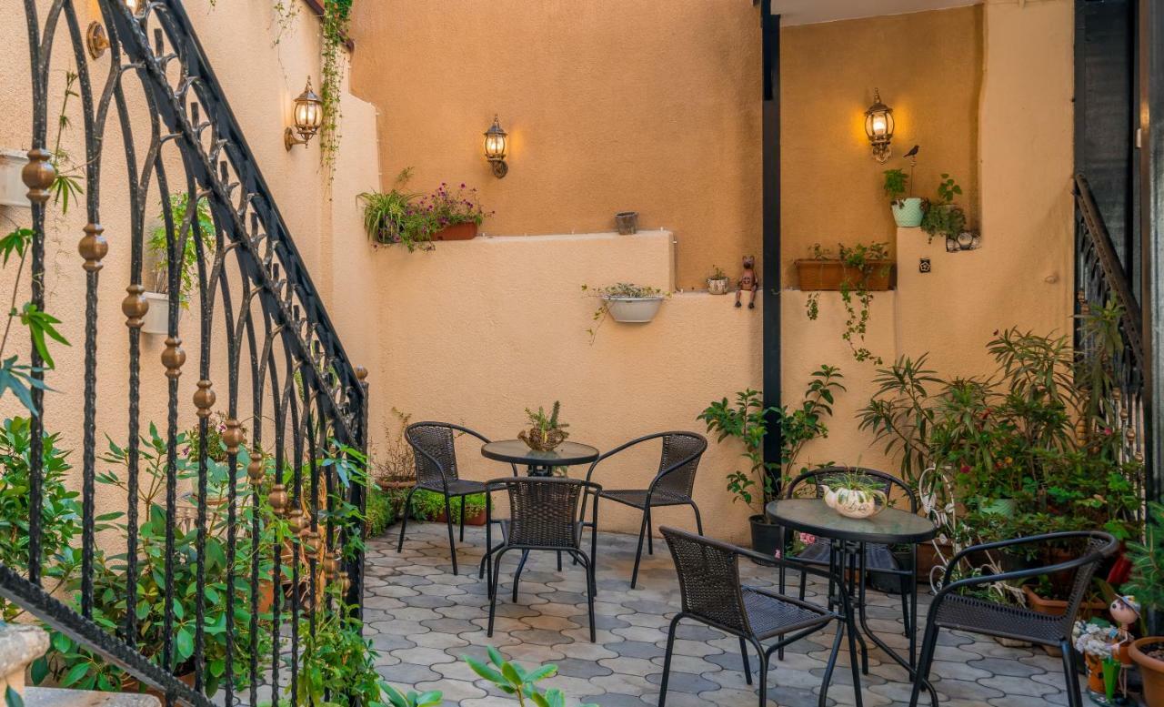 Golden Light Hotel Тбилиси Екстериор снимка